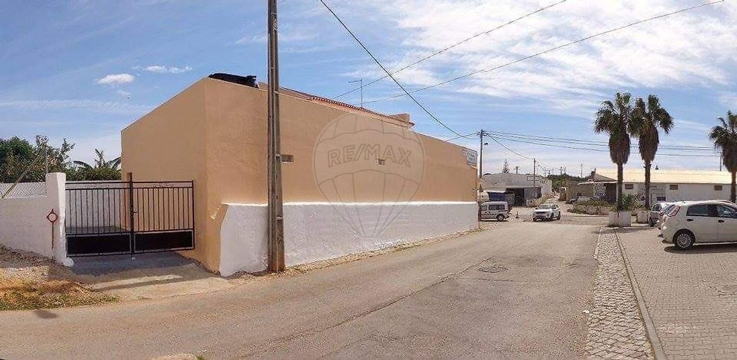 120m² Warehouse in Loule, Portugal No. 233421