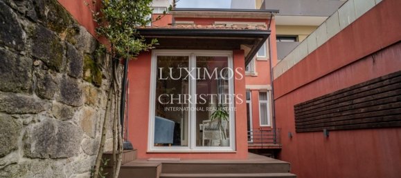 Villa de 4 dormitorios en Porto, Portugal No. 150875 6