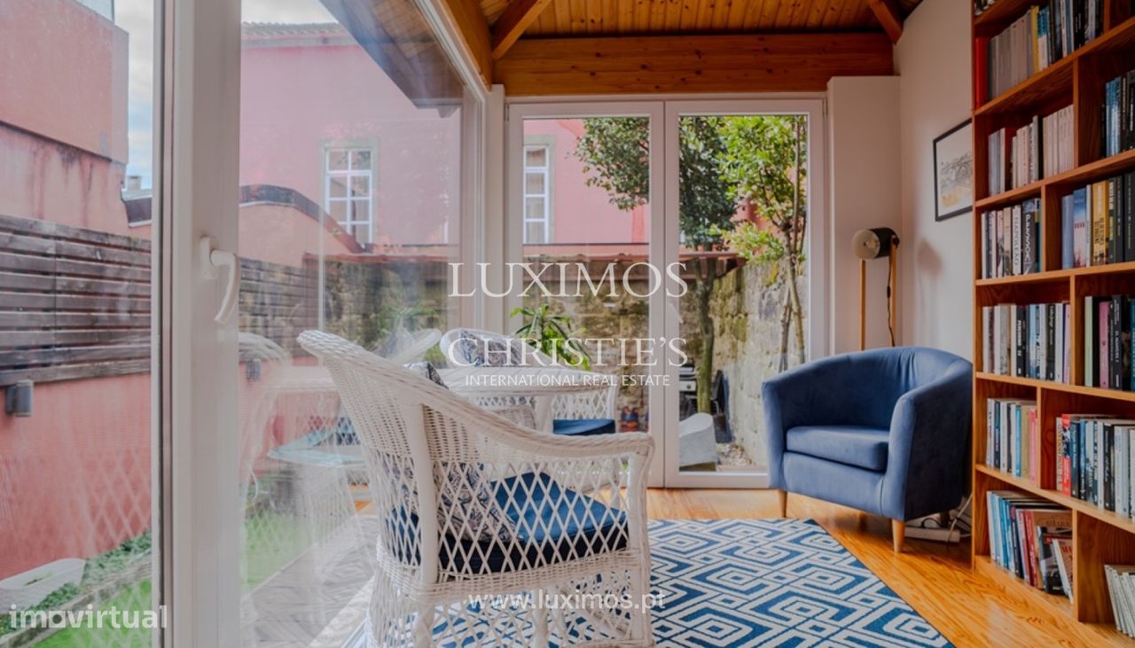 Villa de 4 dormitorios en Porto, Portugal No. 150875