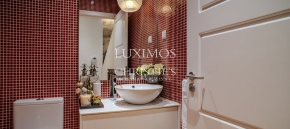 Villa de 4 dormitorios en Porto, Portugal No. 150875 3