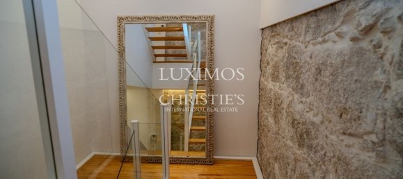Villa de 4 dormitorios en Porto, Portugal No. 150875 17
