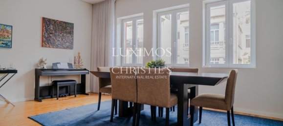 Villa de 4 dormitorios en Porto, Portugal No. 150875 12