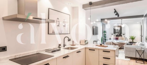 Квартира с 4 спальнями в Мадрид, Испания № 82569 5