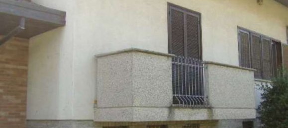 4 غرف نوم شقة في Gallarate, Italy رقم 372610 4