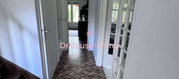 Casa de 3 dormitorios en Villepinte, France No. 166720 9