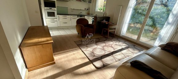 2 bedrooms Apartment in Poissy, France No. 165069 4