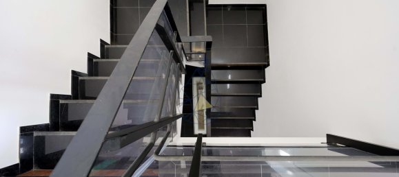 4 bedrooms Villa in Alvor, Portugal No. 296224 8