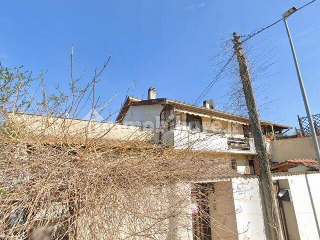 2 bedrooms Apartment in Rome, Italy No. 185830