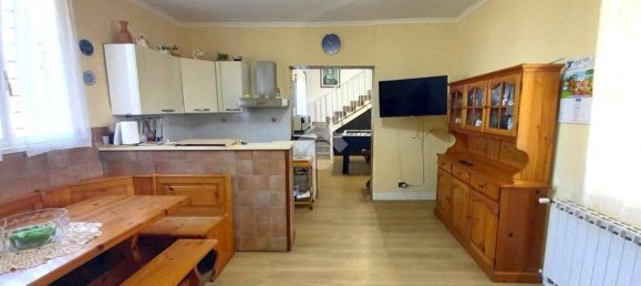 4 Schlafzimmer Villa in Ardea, Italy, Nr. 93622 6