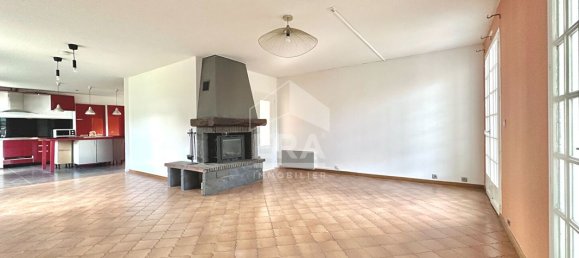 5 bedrooms House in Thomery, France No. 296016 7