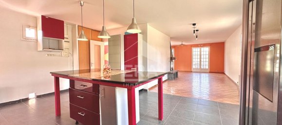 5 bedrooms House in Thomery, France No. 296016 10