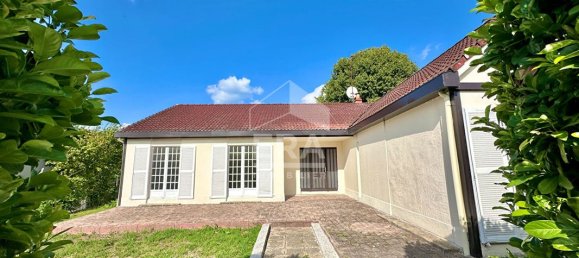 5 bedrooms House in Thomery, France No. 296016 2