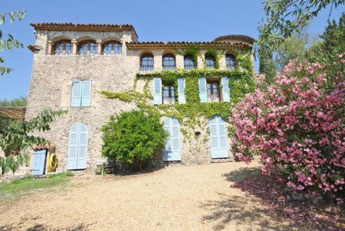 24 bedrooms House in Lorgues, France No. 10521