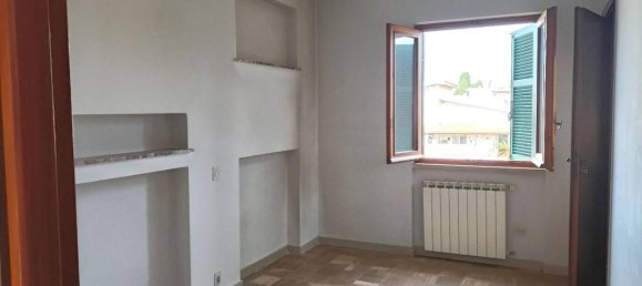 Квартира с 3 комнатами в Неттуно, Италия № 41239 12