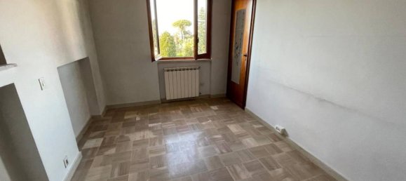 Квартира с 3 комнатами в Неттуно, Италия № 41239 15