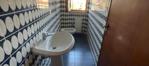 Квартира с 3 комнатами в Неттуно, Италия № 41239 25