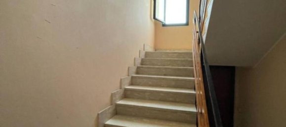 Квартира с 3 комнатами в Неттуно, Италия № 41239 3