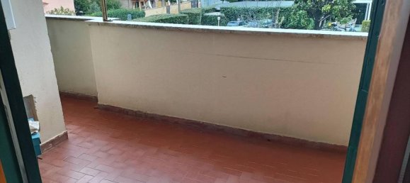 Квартира с 3 комнатами в Неттуно, Италия № 41239 26