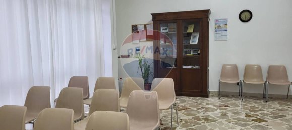 Imóvel comercial de 2 divisões em Palermo, Italy N.º 168343 9