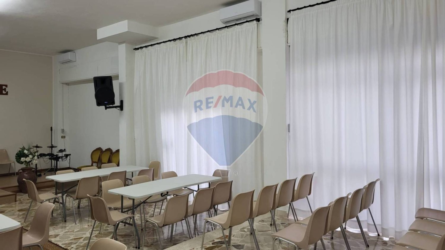 Imóvel comercial de 2 divisões em Palermo, Italy N.º 168343