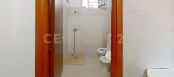 1 Schlafzimmer Gewerbliche Immobilie in Vittoria, Italy, Nr. 291823 19