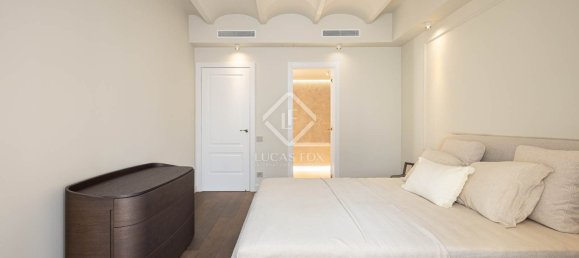 Apartamento de 3 dormitorios en Eixample, Spain No. 42323 33