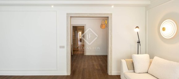 Apartamento de 3 dormitorios en Eixample, Spain No. 42323 5