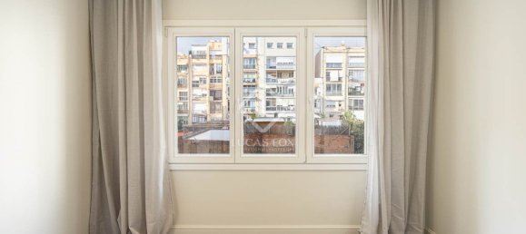 Apartamento de 3 dormitorios en Eixample, Spain No. 42323 29