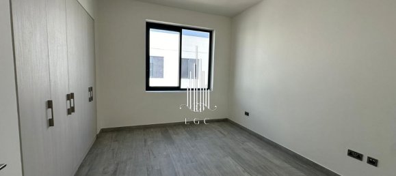 Moradia em banda T3 em Yas Island, UAE N.º 23033 5