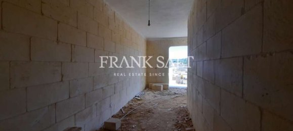 Apartamento T3 em Marsalforn, Malta N.º 989 8