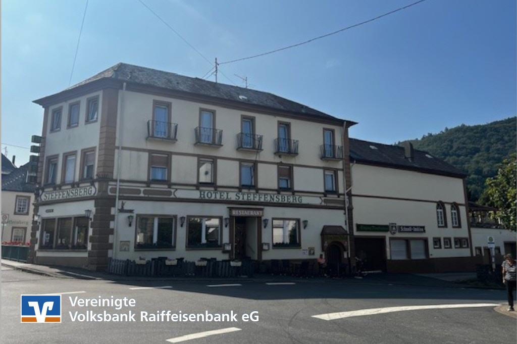 1509m² Hotel in Bernkastel-Wittlich, Germany No. 125167