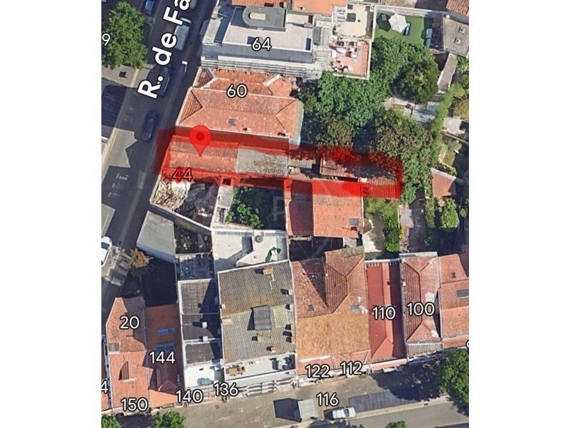 814m² Land in Porto, Portugal No. 131670