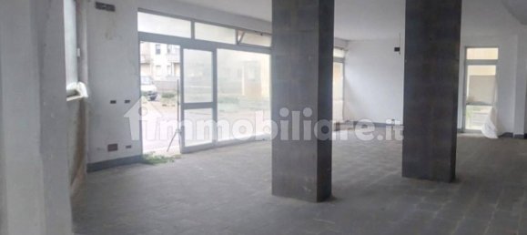  عقار تجاري في Alba Adriatica, Italy 200متر مربع رقم 343140 5