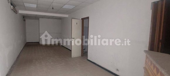  عقار تجاري في Alba Adriatica, Italy 200متر مربع رقم 343140 11