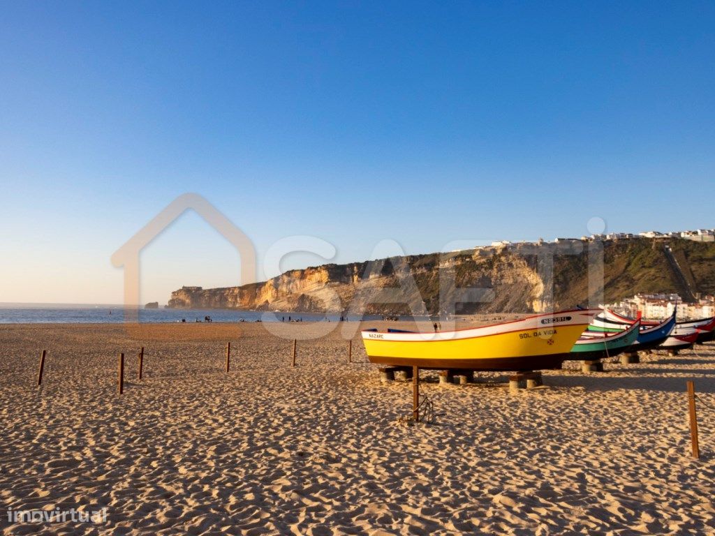 9 bedrooms Building in Nazare, Portugal No. 139401