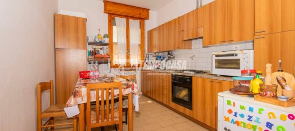 4 غرف نوم فيلا في Cesena, Italy رقم 378585 16