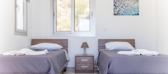 3 bedrooms Villa in Paphos, Cyprus No. 96087 10