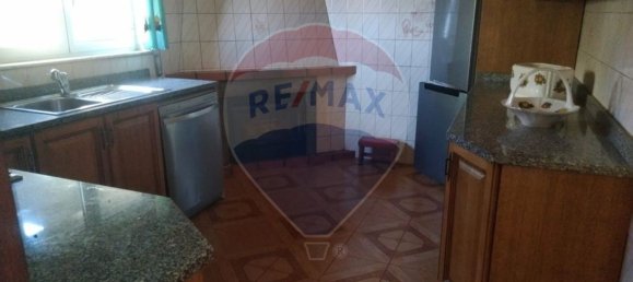 3 bedrooms House in Covilha, Portugal No. 37976 5