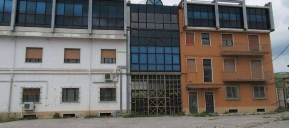 Lagerhaus in San Pietro in Cariano, Italy 5960m², Nr. 137434 6