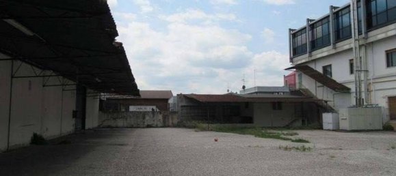 Lagerhaus in San Pietro in Cariano, Italy 5960m², Nr. 137434 5