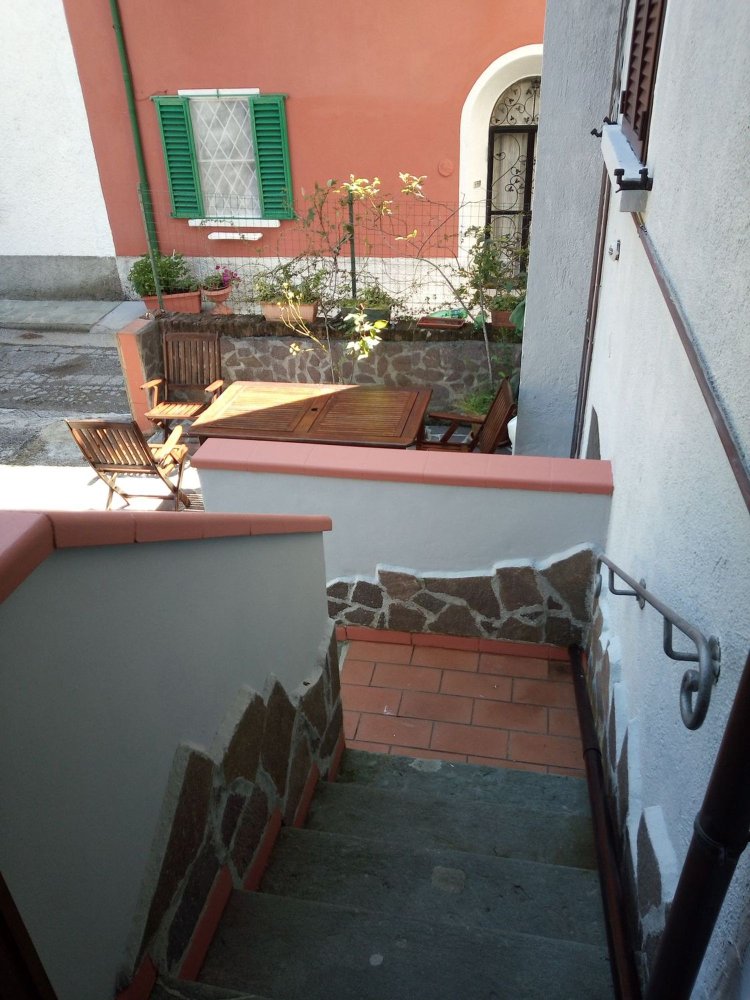 4-salle Appartement à Pistoia, Italy No. 256065