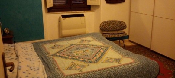 4-salle Appartement à Pistoia, Italy No. 256065 16