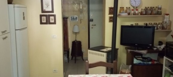 4-salle Appartement à Pistoia, Italy No. 256065 18