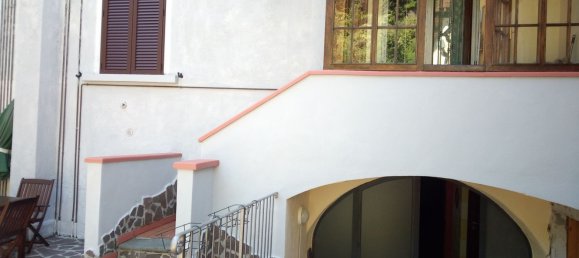 4-salle Appartement à Pistoia, Italy No. 256065 3