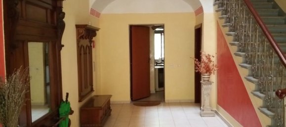 4-salle Appartement à Pistoia, Italy No. 256065 21