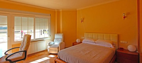 5 bedrooms Villa in Santa Ponsa, Spain No. 14208 5