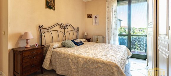 Квартира с 2 спальнями в Кальчиная, Италия № 351997 10