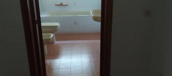 7 rooms Apartment in Torricella, Italy No. 25750 23