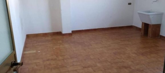 7 rooms Apartment in Torricella, Italy No. 25750 21