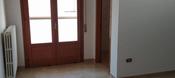 7 rooms Apartment in Torricella, Italy No. 25750 19